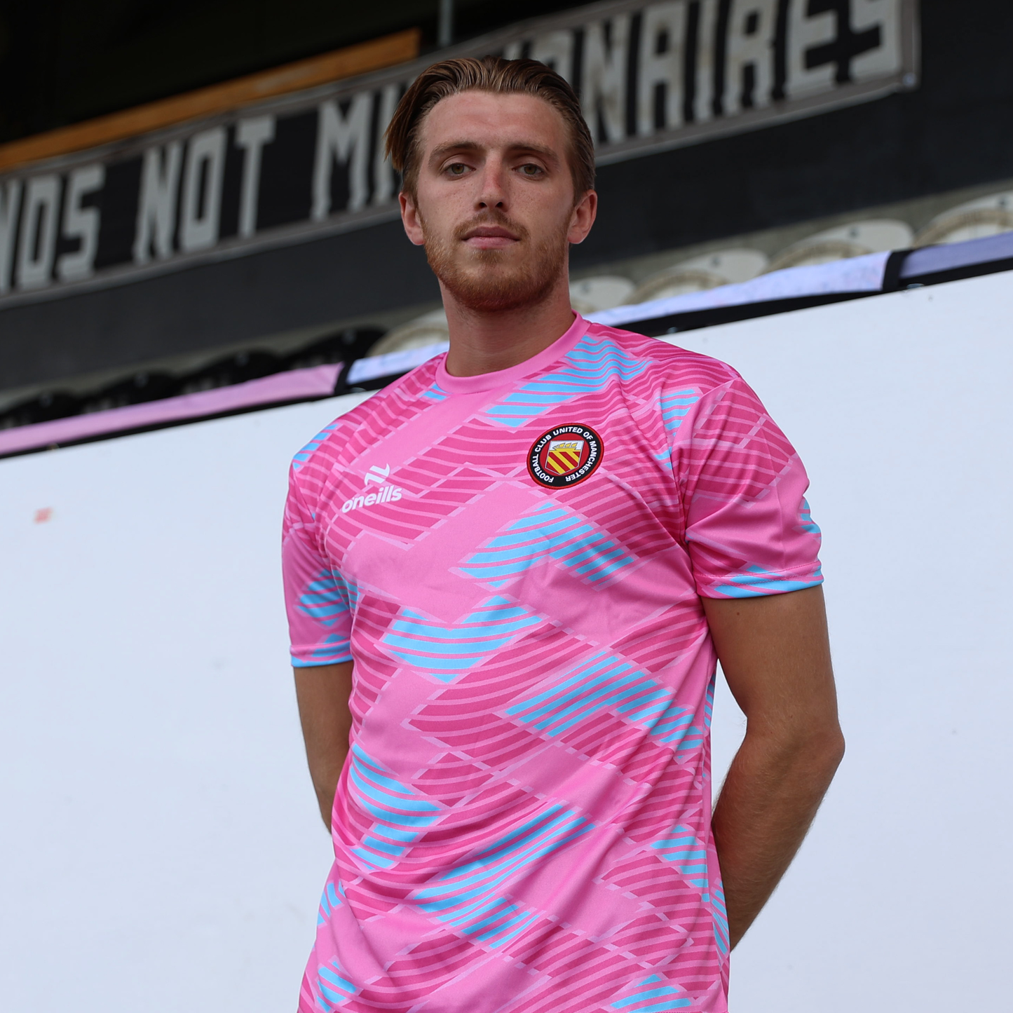 Pink Goalkeeper Shirt 2026/27 - Kids