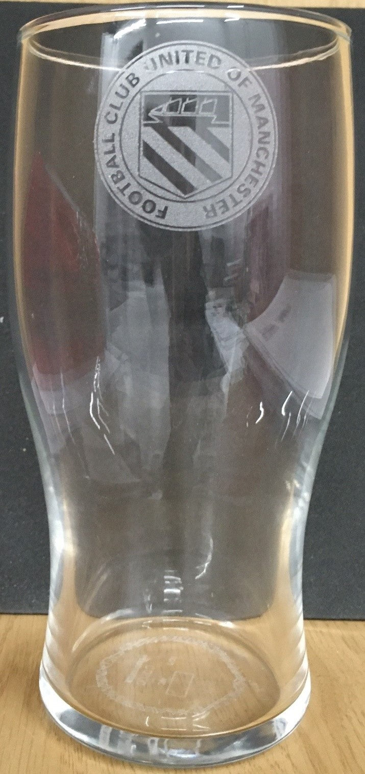 FC United Pint Glass
