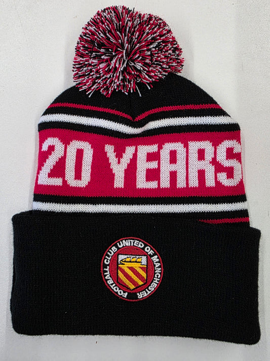 Club Crest FCUM Jacquard Bobble Hat - Black/Red/White